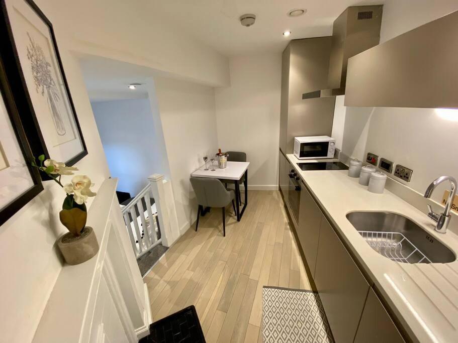 Victoria Street Apartment Sleeps 2 Liverpool Ngoại thất bức ảnh